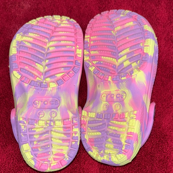 CROCS Kids Sandals in Pink and Yellow - Picture 2 of 8